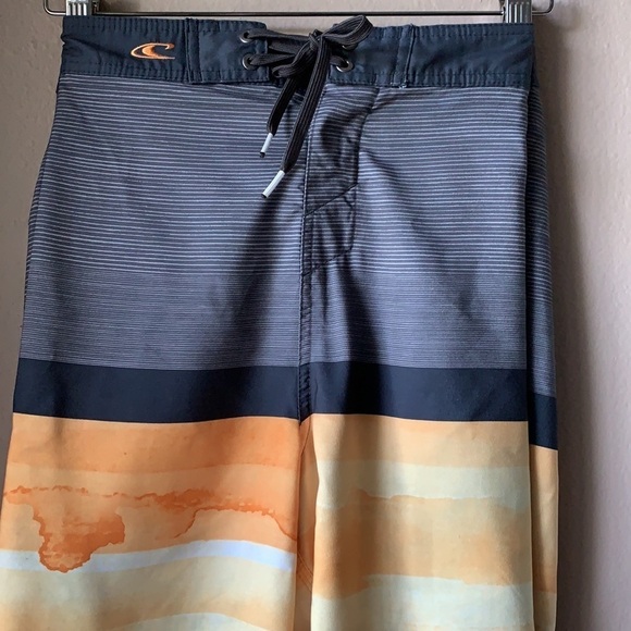 O’NEILL Gray and Orange Board Shorts - Picture 5 of 9